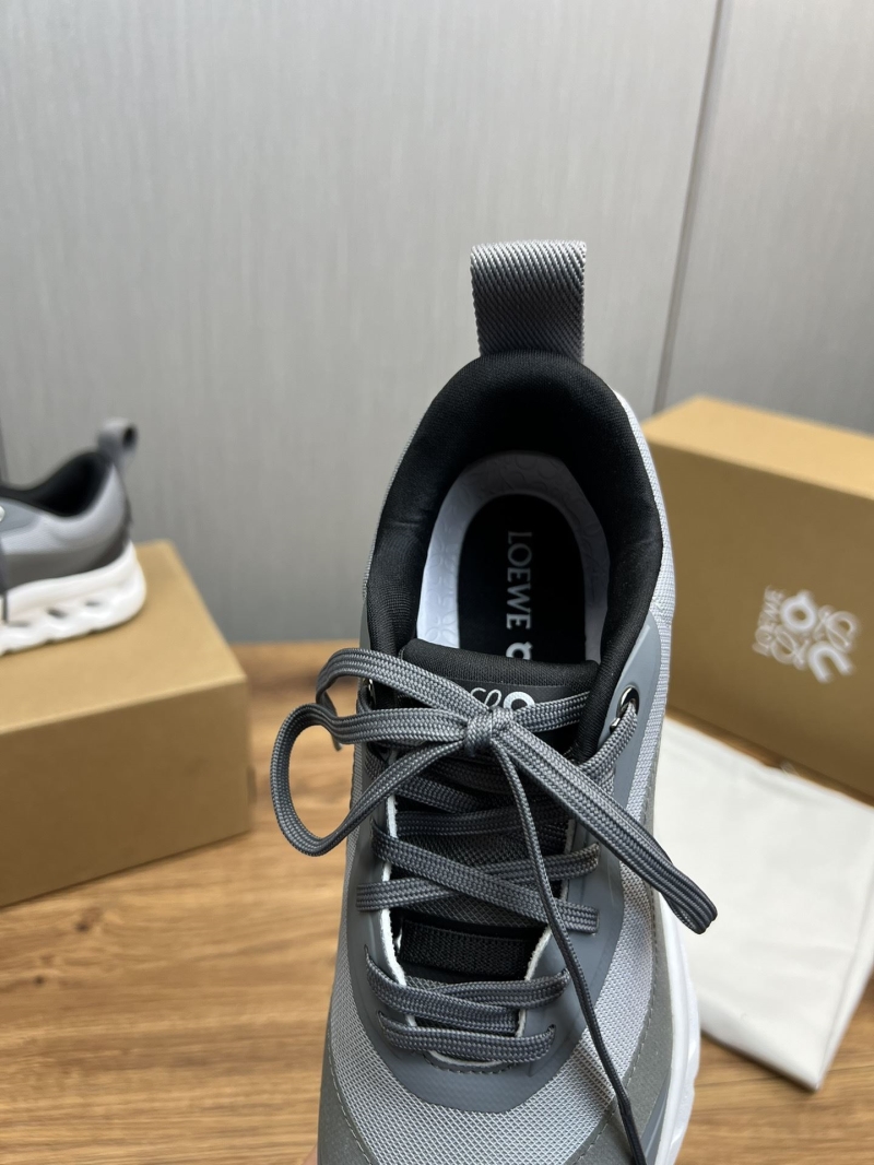 Loewe Sneakers